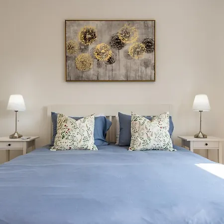 Belvedere Walking Distance From Train Station