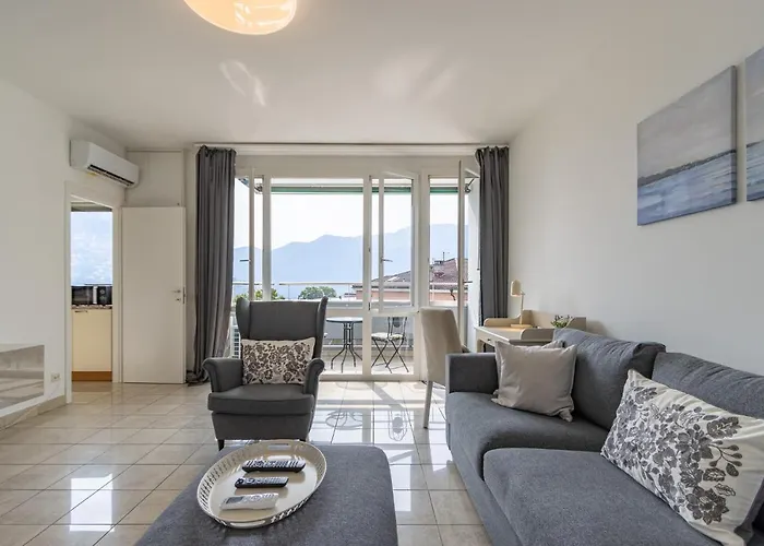 Belvedere Walking Distance From Train Station * Lugano