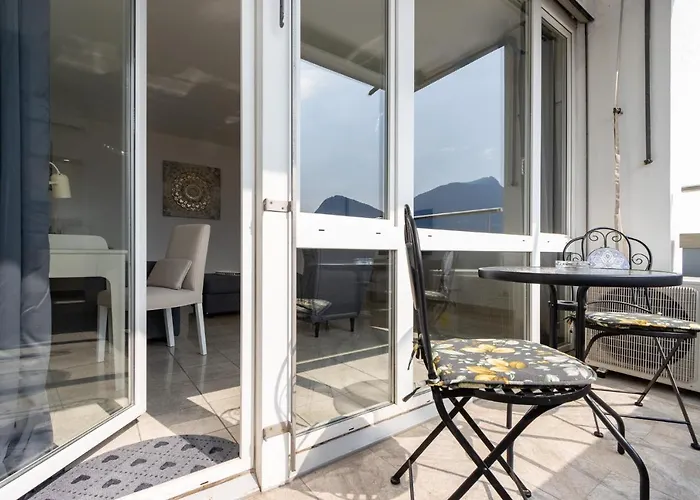 Appartement Belvedere Walking Distance From Train Station *