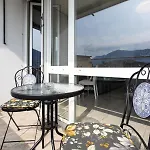Belvedere Walking Distance From Train Station Appartement